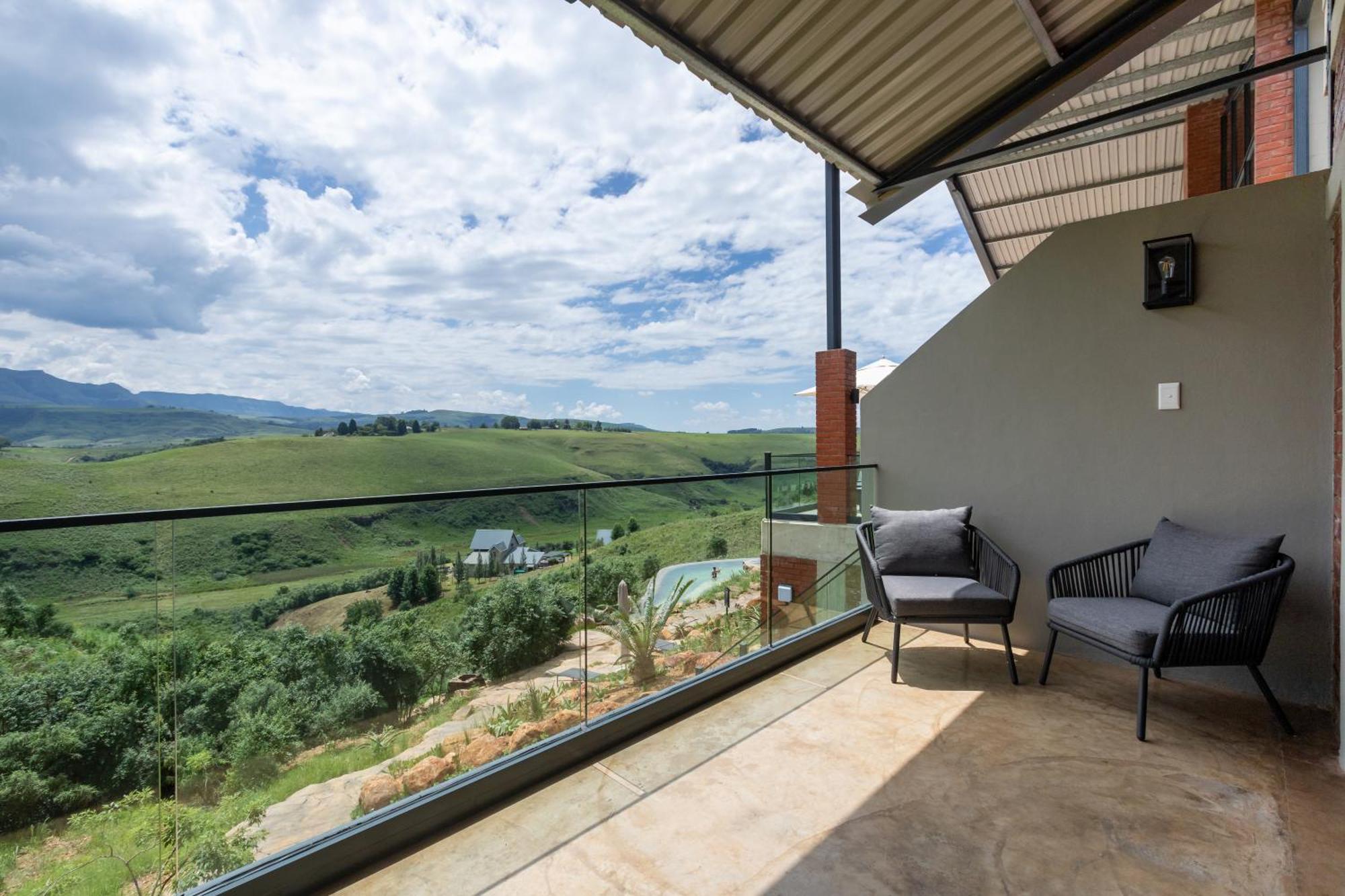 Dragonview Lodge Champagne Valley Ngoại thất bức ảnh