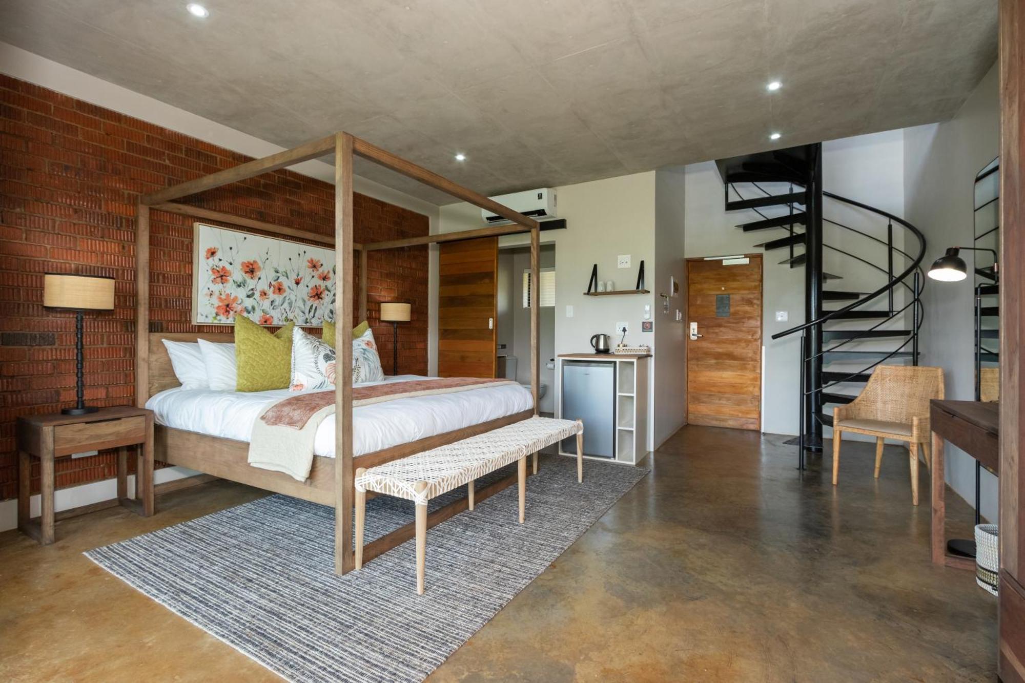 Dragonview Lodge Champagne Valley Ngoại thất bức ảnh