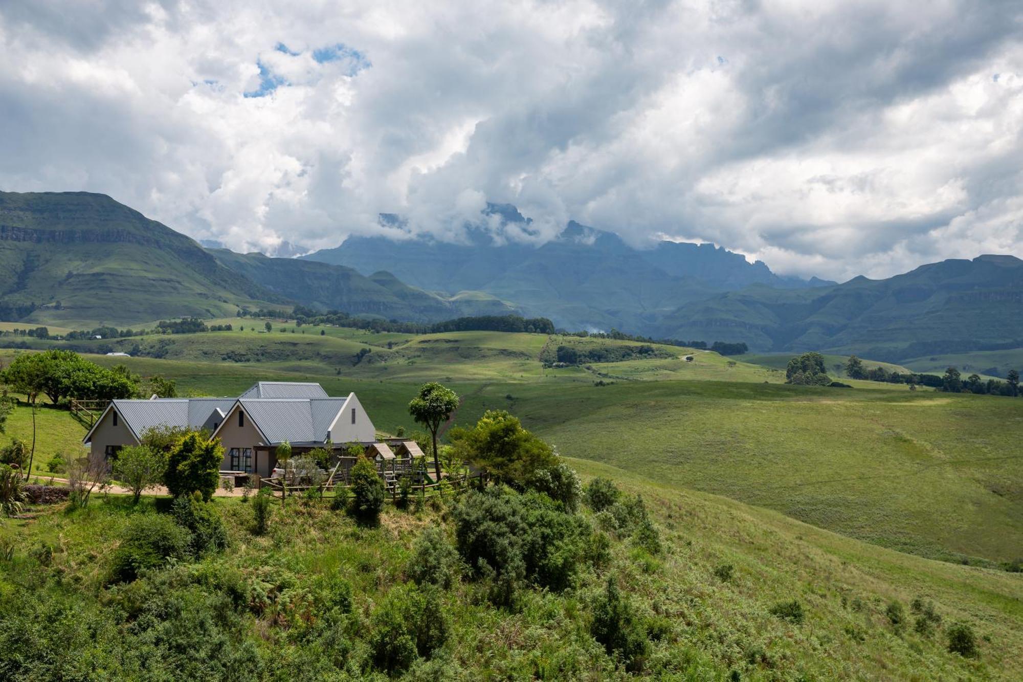 Dragonview Lodge Champagne Valley Ngoại thất bức ảnh