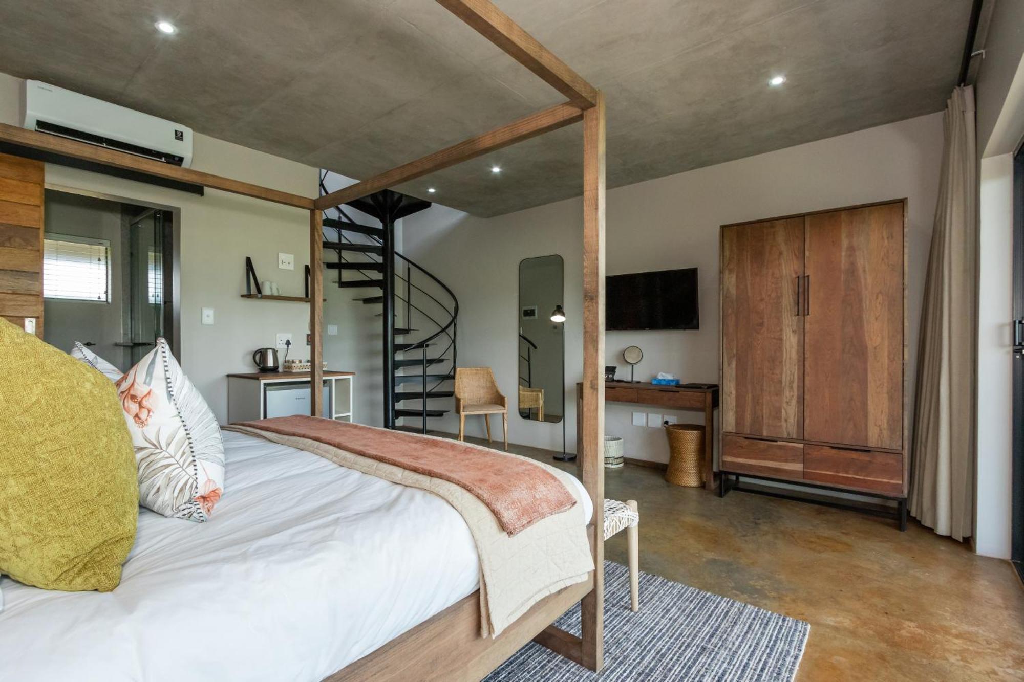Dragonview Lodge Champagne Valley Ngoại thất bức ảnh