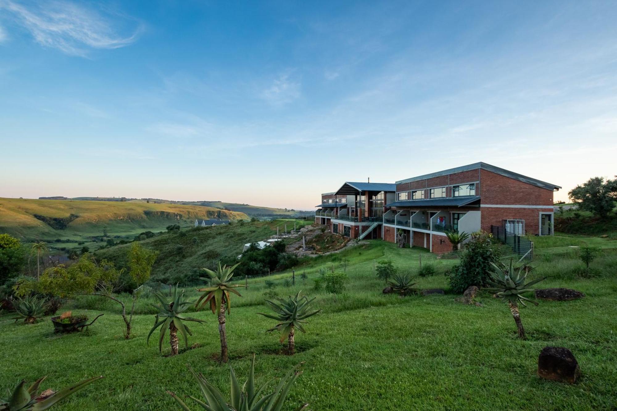 Dragonview Lodge Champagne Valley Ngoại thất bức ảnh